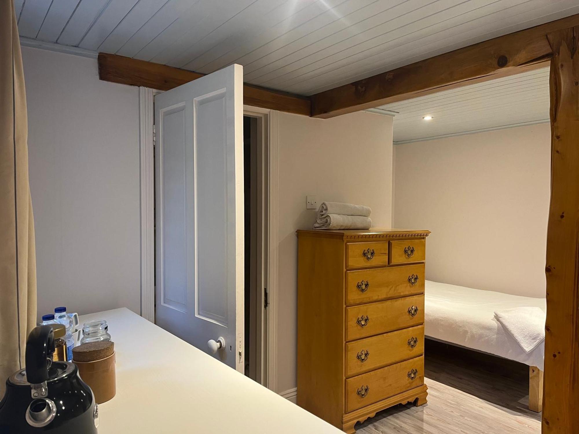 Bed & Breakfast Ferry House Holidays *
